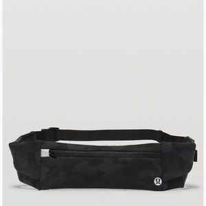 Lululemon-Fast and Free Running Belt- Size S/M